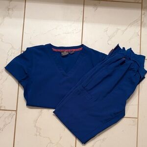 Med Couture Women's Blue V-Neck Scrub top and pants